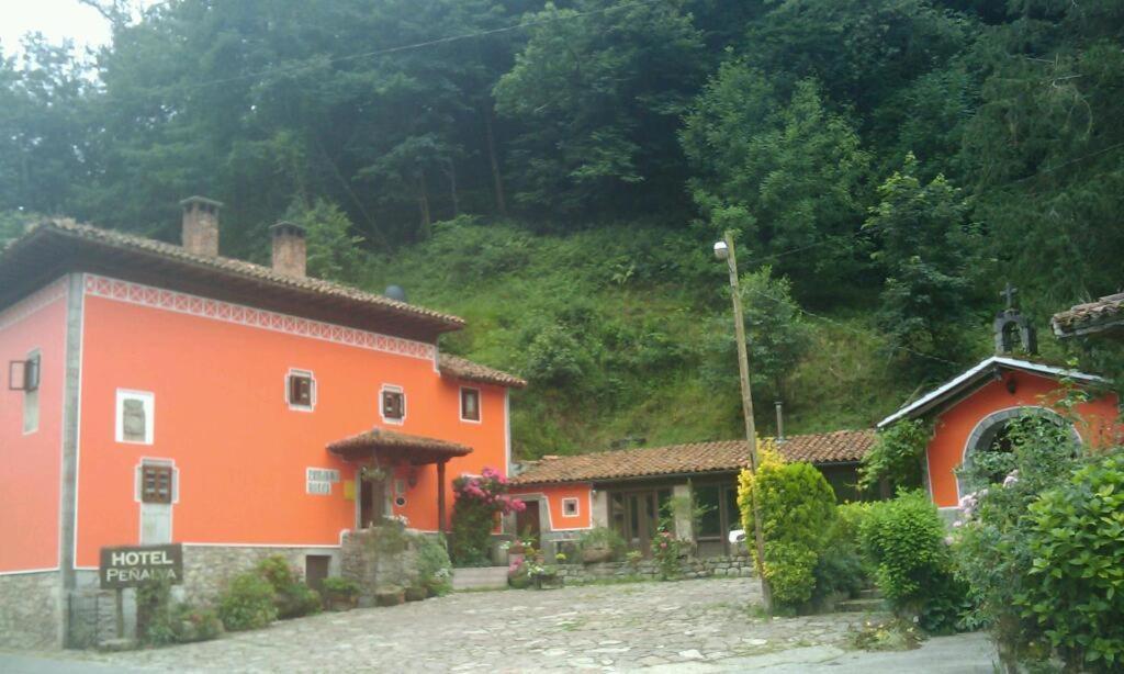 Hotel Penalba La Riera (Cangas de Onis) Exterior foto