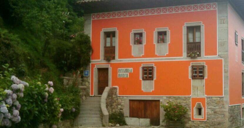 Hotel Penalba La Riera (Cangas de Onis) Exterior foto